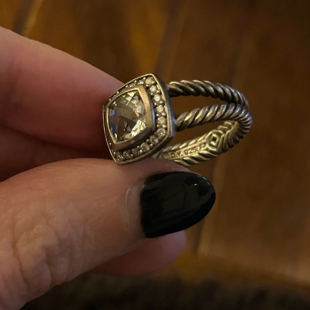 David Yurman Petite Albion Ring - Picture 9 of 10